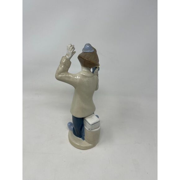 Vintage Porcelain Standing Clown Dad Figurine Porcelana De Cuernavaca Mexico. PO - Picture 7 of 9